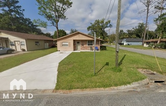 1202 Forbes St, Green Cove Springs, FL 32043