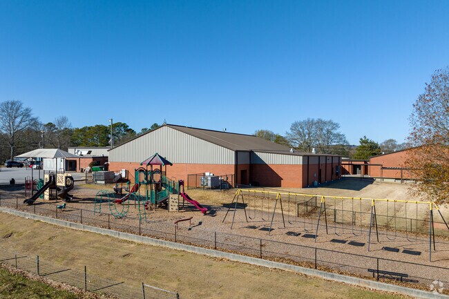 Ephesus Elementary School receives a B+ from Niche and 5 from GreatSchools.