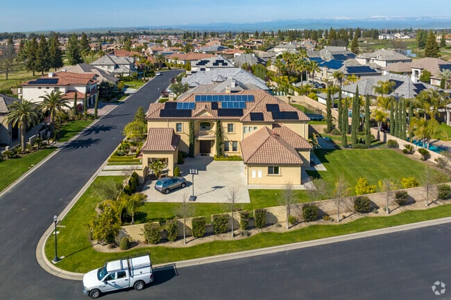 The Northeast Fresno neighborhood features mountain vistas.