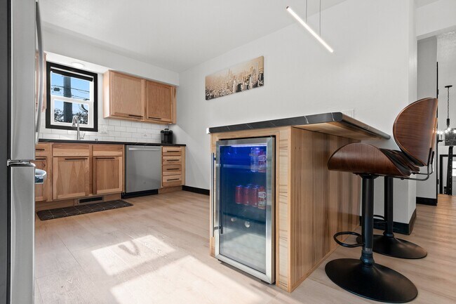 2804 W Spencer St, Appleton, WI 54914 - photo 4