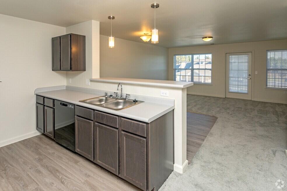 Bella Grove, Rochester, MN 55901 - photo 2