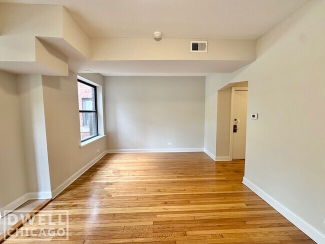 2325 N Kedzie Blvd unit 2, Chicago, IL 60647 - photo 4