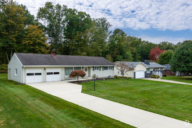 Ranch style homes can be found on many streets of Boardman, Ohio.