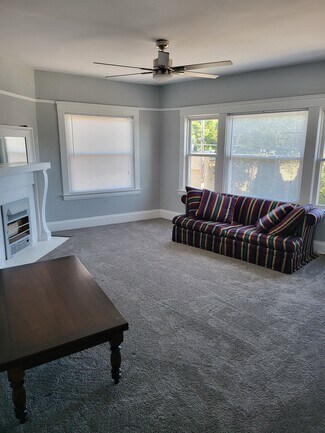 18204 Detroit Ave Unit Kenilworth, Lakewood, OH 44107