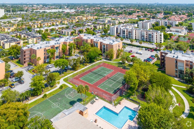 Gated communities in Fontainebleau East include basketball and tennis courts plus a pool.