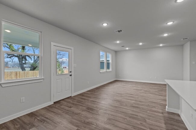 6518 Bufflehead Bend, San Antonio, TX 78240 - photo 6