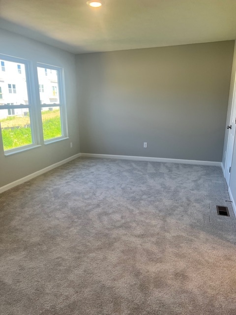 181 Lockheed Dr, Coraopolis, PA 15108 - photo 6