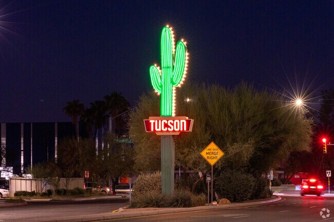 Mesquite Ranch residents live a short drive from iconic Tucson landmarks.