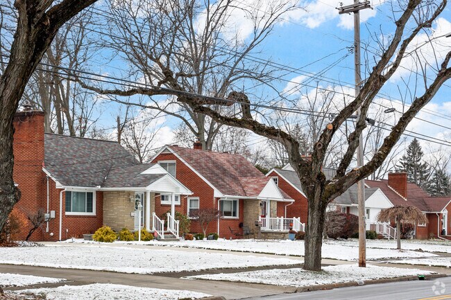 Brick bungalows line the streets of Bolindale.