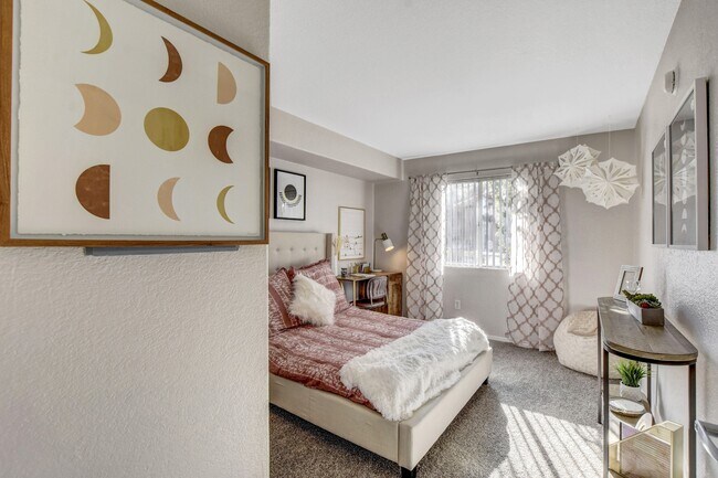 Parkway at Silverado Ranch, Las Vegas, NV 89183 - photo 7