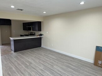 884 N Cota St, Corona, CA 92878