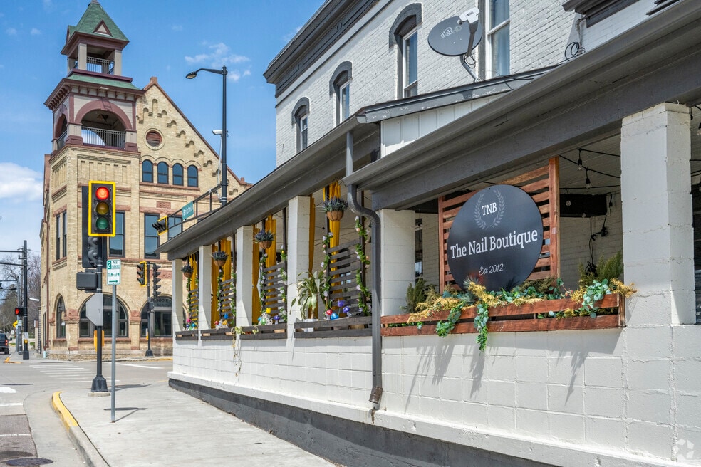 NH_Northeastern Sun Prairie_562147_P2_v1_EB_050225