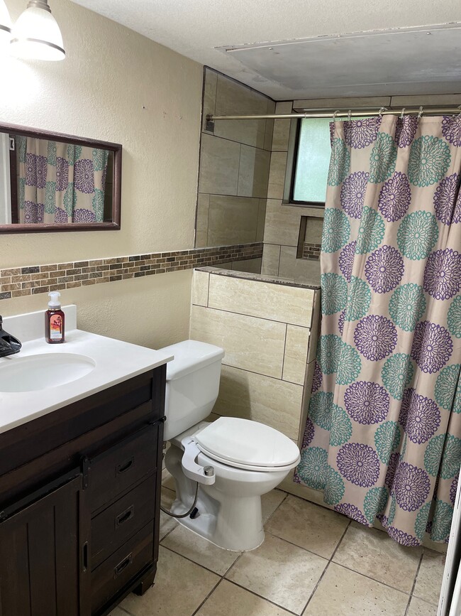 Coppertree Condominiums unit 108, Austin, TX 78753 - photo 4