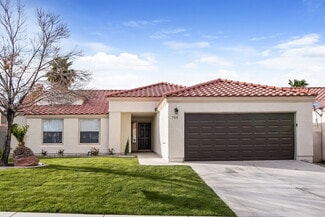 704 Colonnade Row Dr, North Las Vegas, NV 89032