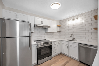 440 North St, Haverhill, MA 01830