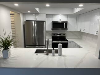 3339 Timberwood Cir, Naples, FL 34105