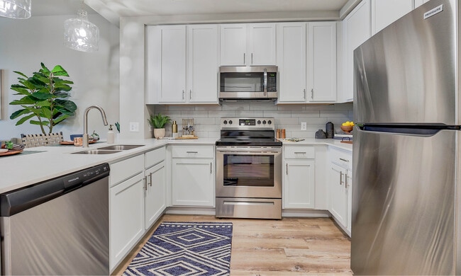 Charlotte Commons, Port Charlotte, FL 33954 - photo 3