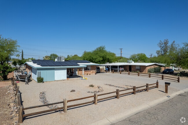 A medium-large lot features easy rock landscaping in Terra Del Sol.