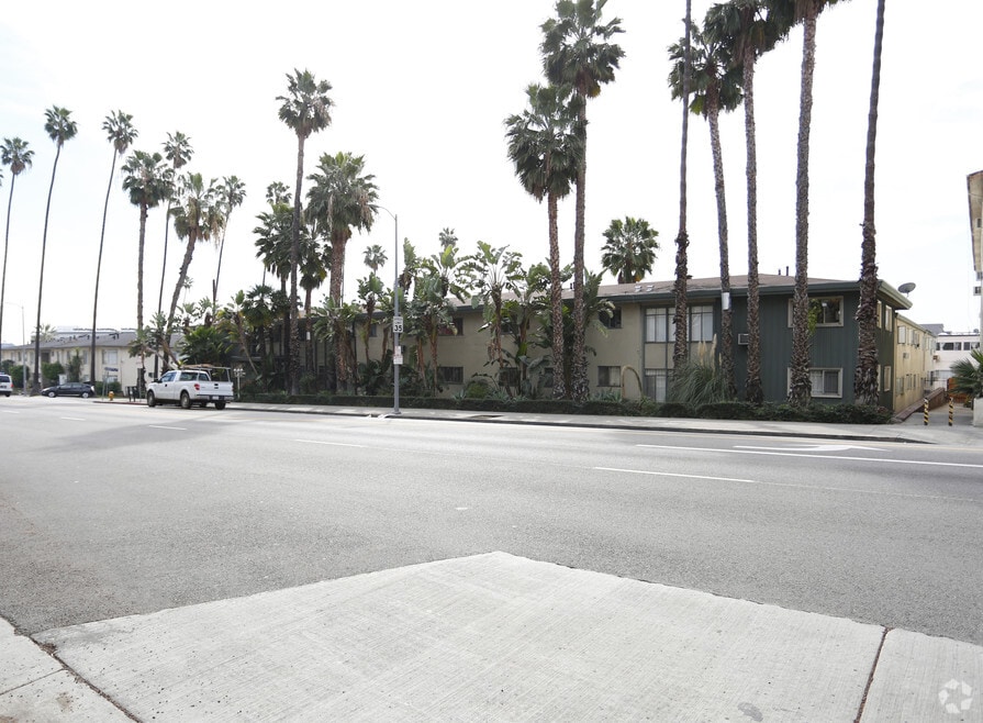7254 Hollywood Blvd, Los Angeles, CA 90046 - photo 1