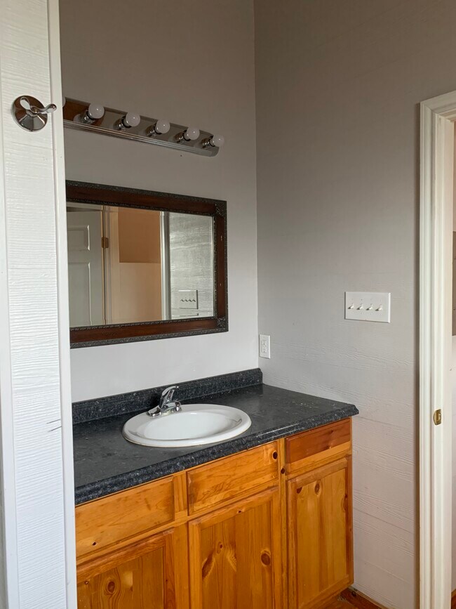 1112 Cardinal St unit s on Lanana, Nacogdoches, TX 75961 - photo 5