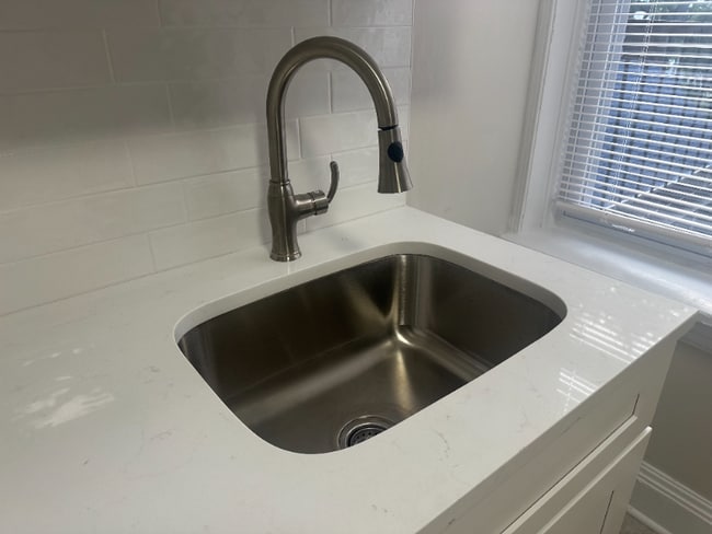 2005 John F. Kennedy Blvd unit 42, Jersey City, NJ 07305 - photo 5