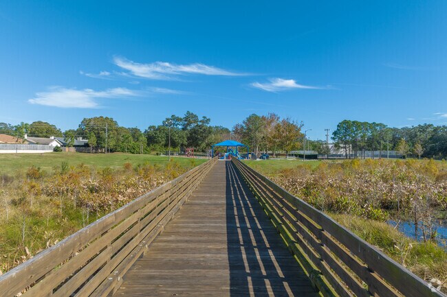 Coachman Ridge Park has a boardwalk over wetland.
