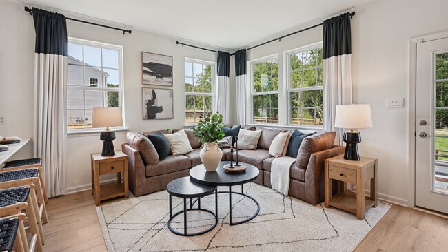 34 Roberts Dr, Runnemede, NJ 08078 - photo 4