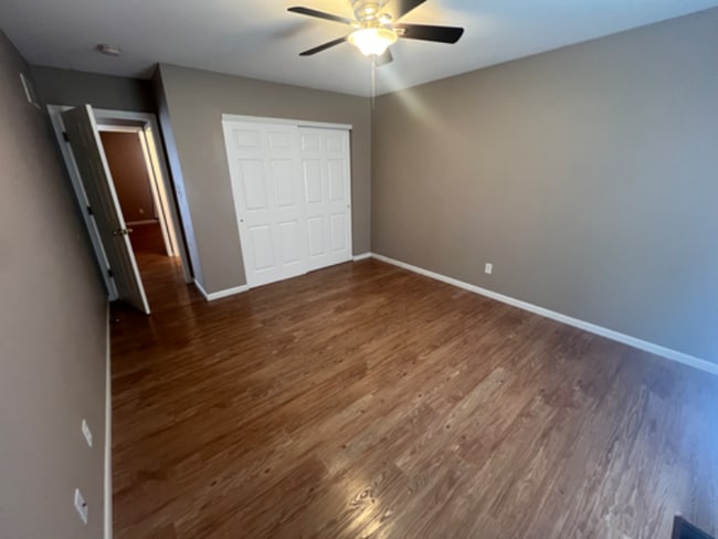 425 Station Crossing unit 427, Waterloo, IL 62298 - photo 7