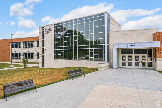 High Point Elementary is a great school in Green Haven neighborhood.