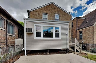 4827 W Hirsch St, Chicago, IL 60651