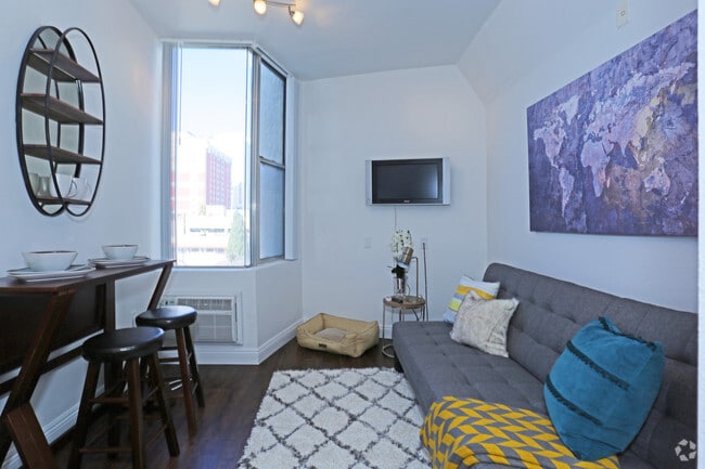 The 211, Las Vegas, NV 89101 - photo 6