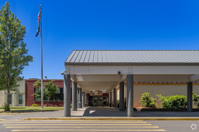 Entrance of Mary Woodward Elementary School.