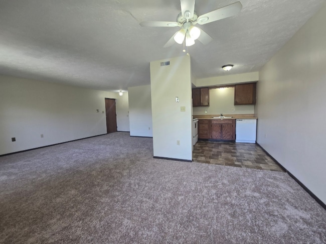 1300 Virginia Ave unit 115, McKeesport, PA 15135 - photo 3