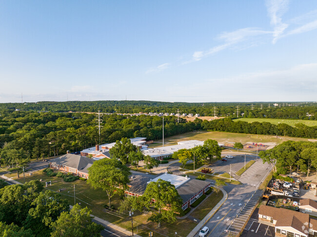 Waverly Elementary School is located off of Waverly Ave.