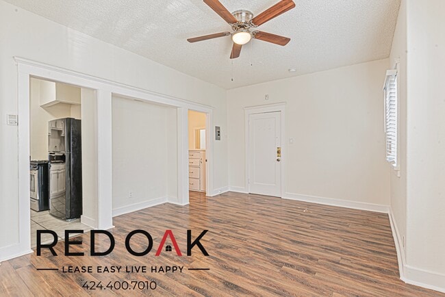 2743 San Marino St unit 309, Los Angeles, CA 90006 - photo 2