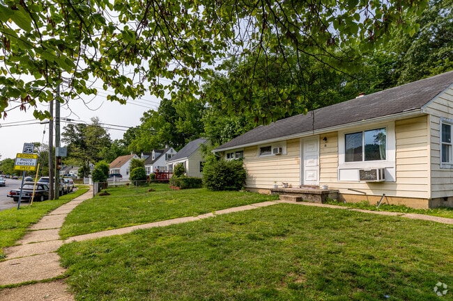 There are many styles of homes in the Victor Haven area.