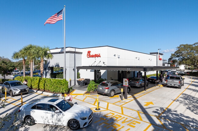 Big chain restaurants like Chick-fil-A are around the Boca Raton Square neighborhood.