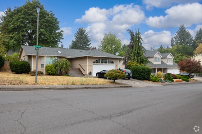 NW contemporary homes sit next to classic farmhouse style homes along NE 103rd Ct in Marrion.