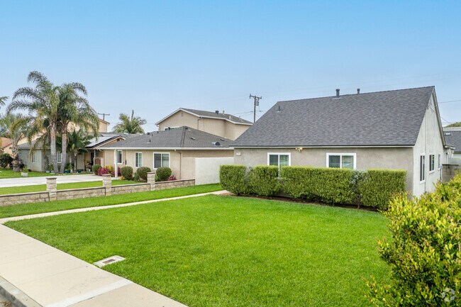 Homes in the Bartolo Square North area are older but well maintained.
