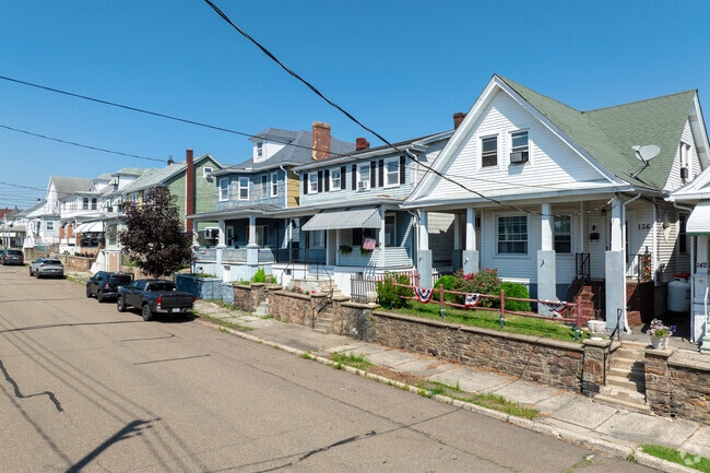 Homes in Summit Hill are often packed tightly together along the residential streets.