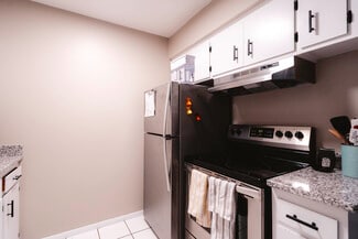 535 Madison St, Anoka, MN 55303