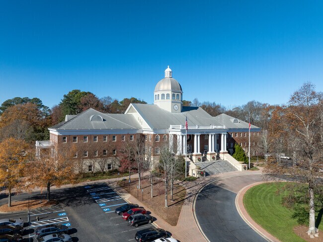 The City Hall building in downtown Roswell is beautiful.