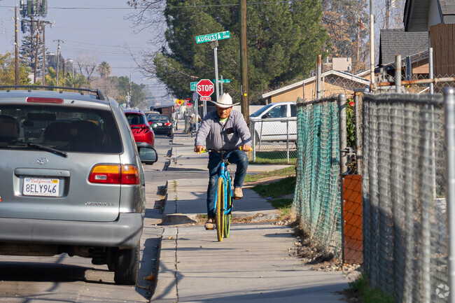 Many Lakeview residents ride to and from work on bicycles.