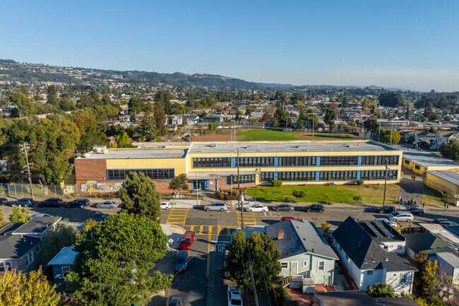 Fruitvale Elementary School is in Alameda County.