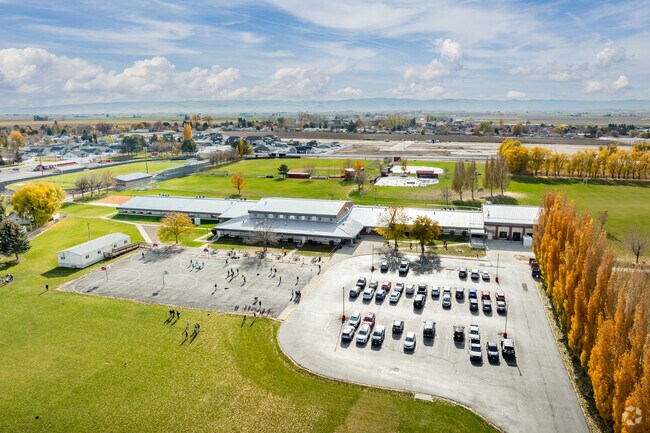 Kimberly Middle School serves grades 6–8 and is dedicated to fostering academic growth and personal development.