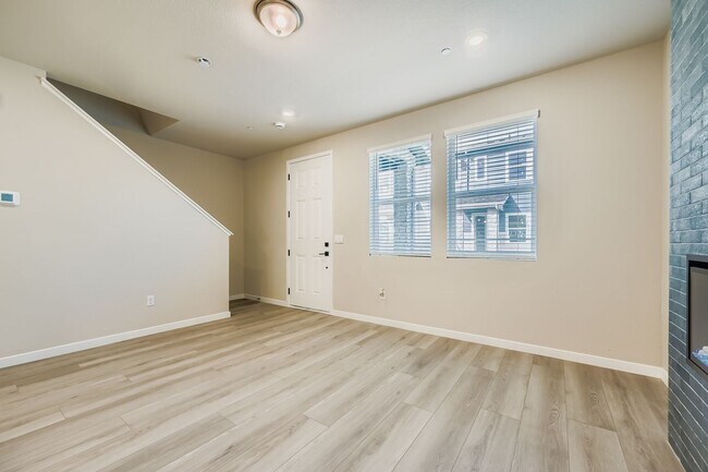 2787 Bear Springs Cir, Longmont, CO 80503 - photo 6