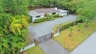 8750 SW 96th St, Miami, FL 33176