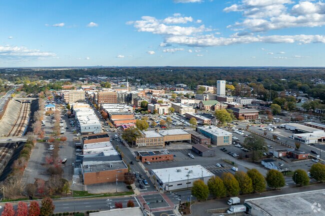 Historic Downtown Gastonia is a great place for unique shopping and dining options.