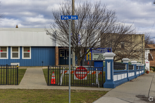 Roosevelt Elementary School encourages social and intellectual success in Lodi.