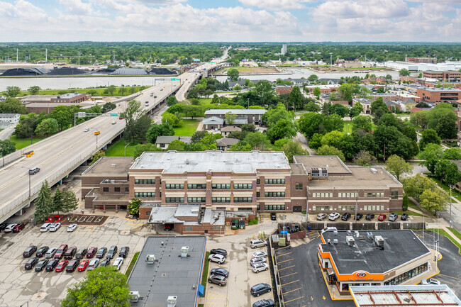 The freeway runs right next to Howe Elementary Community School in Green Bay, WI.